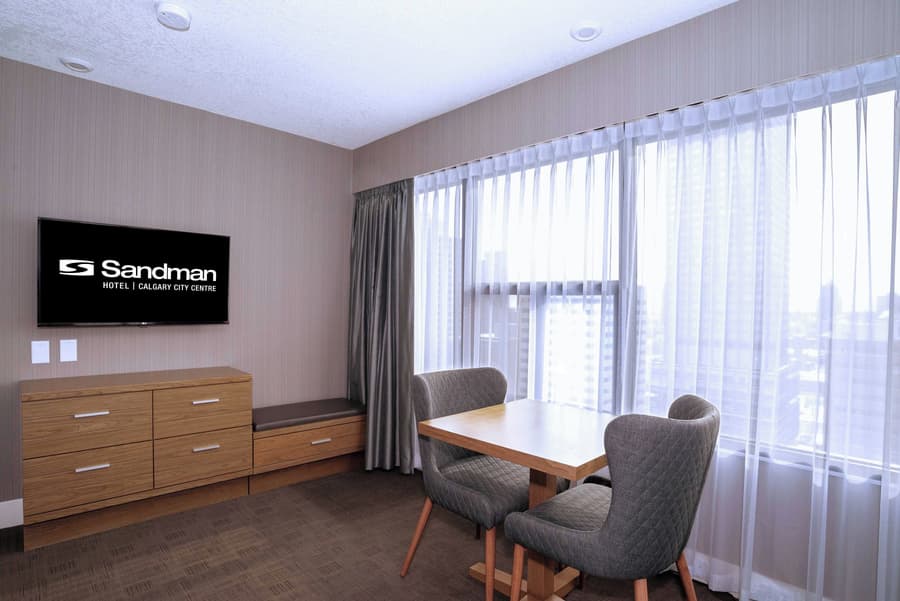 Sandman Signature Calgary Downtown Hotel
