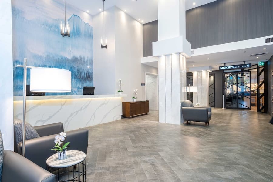 Sandman Signature Calgary Downtown Hotel