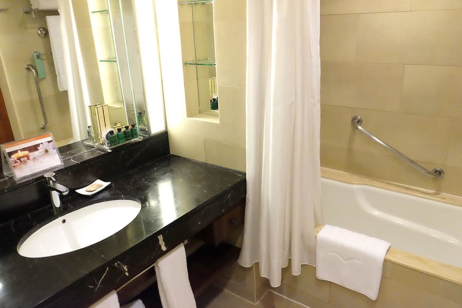 Shangri-La Mactan, Cebu