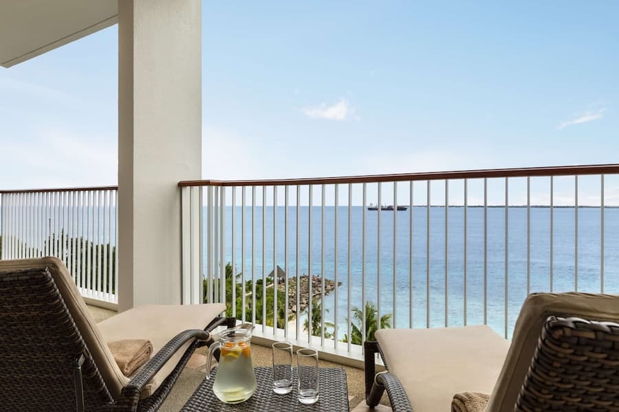 Shangri-La Mactan, Cebu