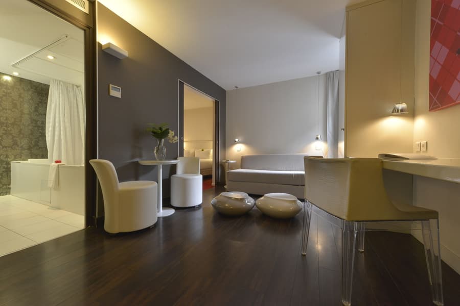 Hôtel Le Quartier Bercy Square