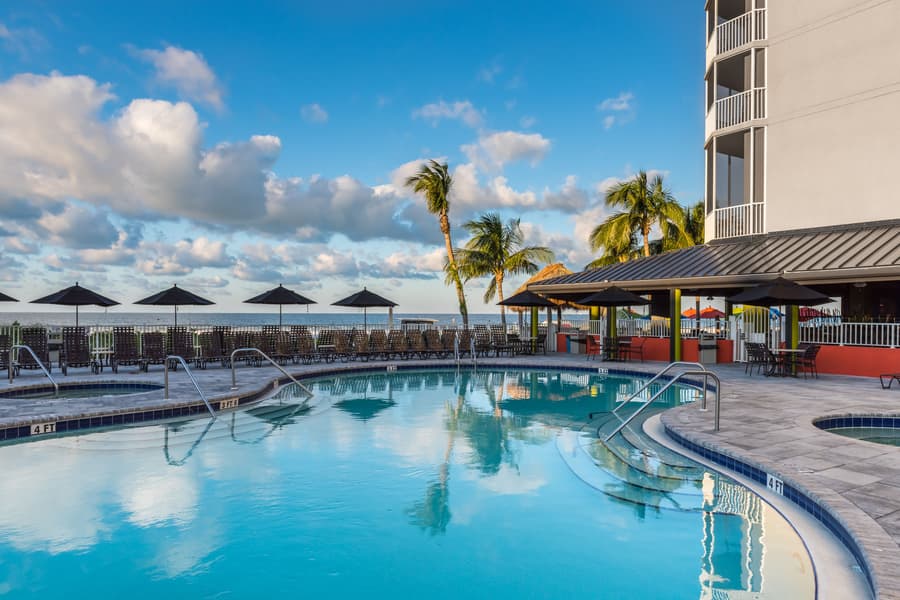 DiamondHead Beach Resort