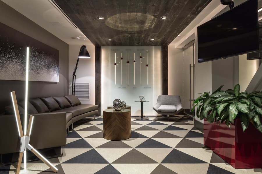 The Windsor Suites