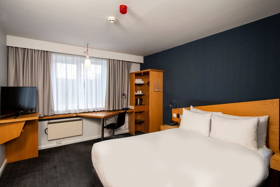 Holiday Inn Express Glasgow City Riverside by IHG