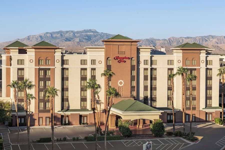 Hampton Inn Tropicana