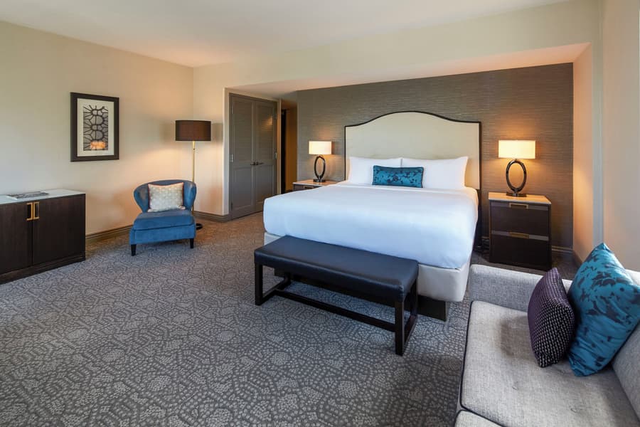 InterContinental Chicago Magnificent Mile by IHG