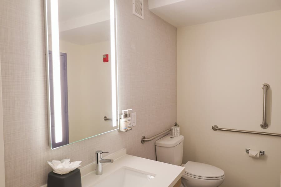 Garner Hotel Glen Burnie BWI Airport Area by IHG