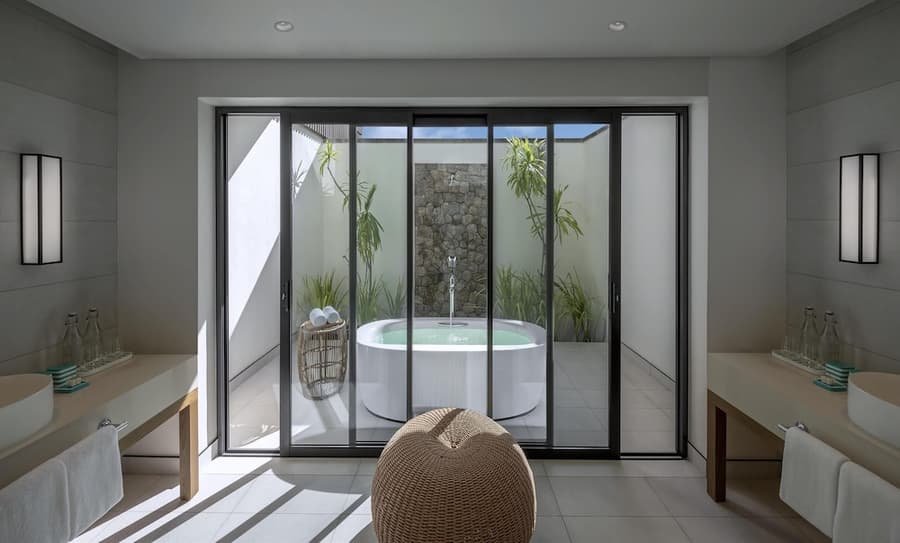 Avani+ Barbarons Seychelles