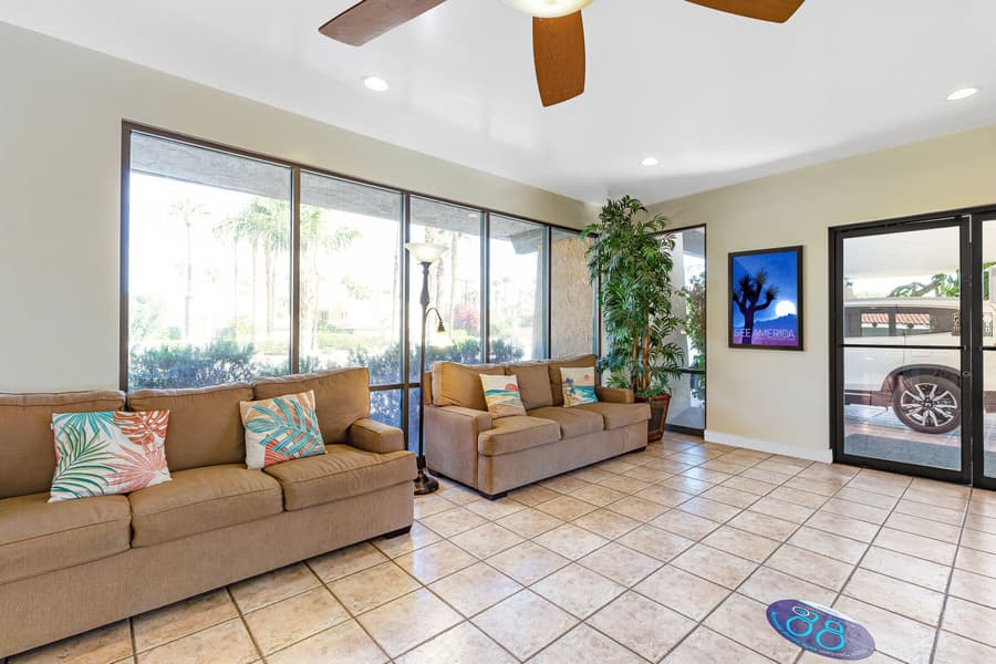 Travelodge by Wyndham Palm Springs
