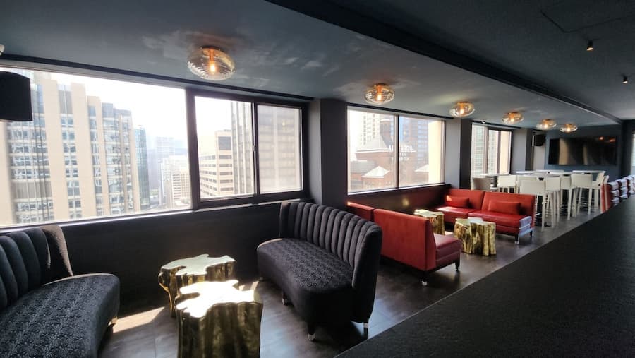 The Chicago Hotel Collection - Magnificent Mile
