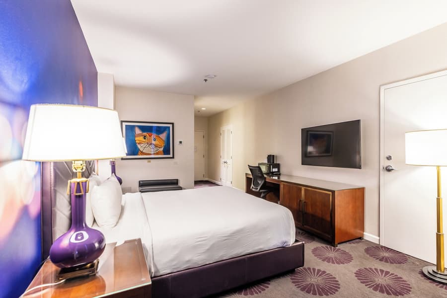 The Chicago Hotel Collection - Magnificent Mile