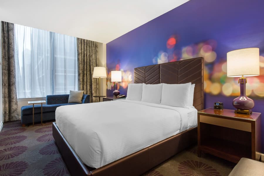 The Chicago Hotel Collection - Magnificent Mile