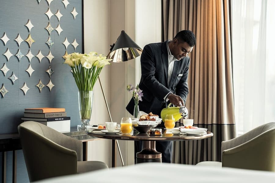 Four Seasons Hotel Singapore