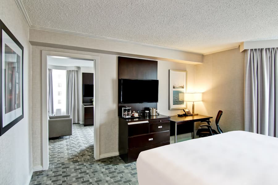 DoubleTree by Hilton Hotel Toronto Downtown