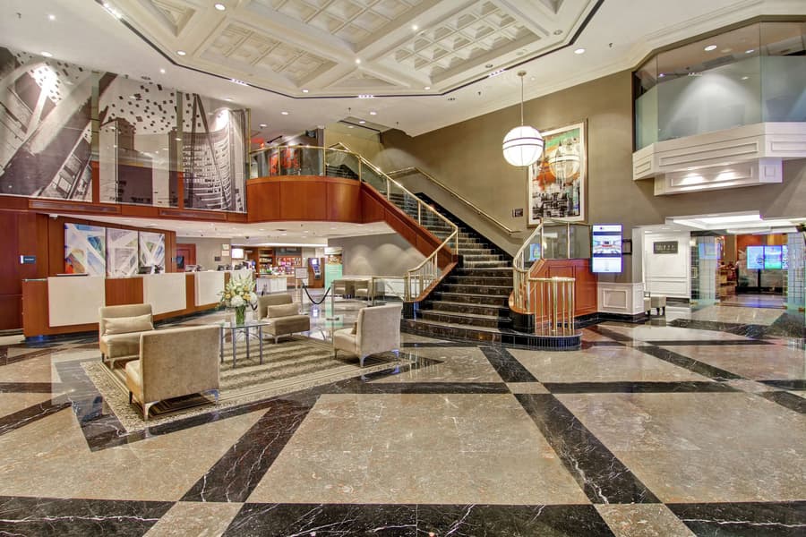 DoubleTree by Hilton Hotel Toronto Downtown
