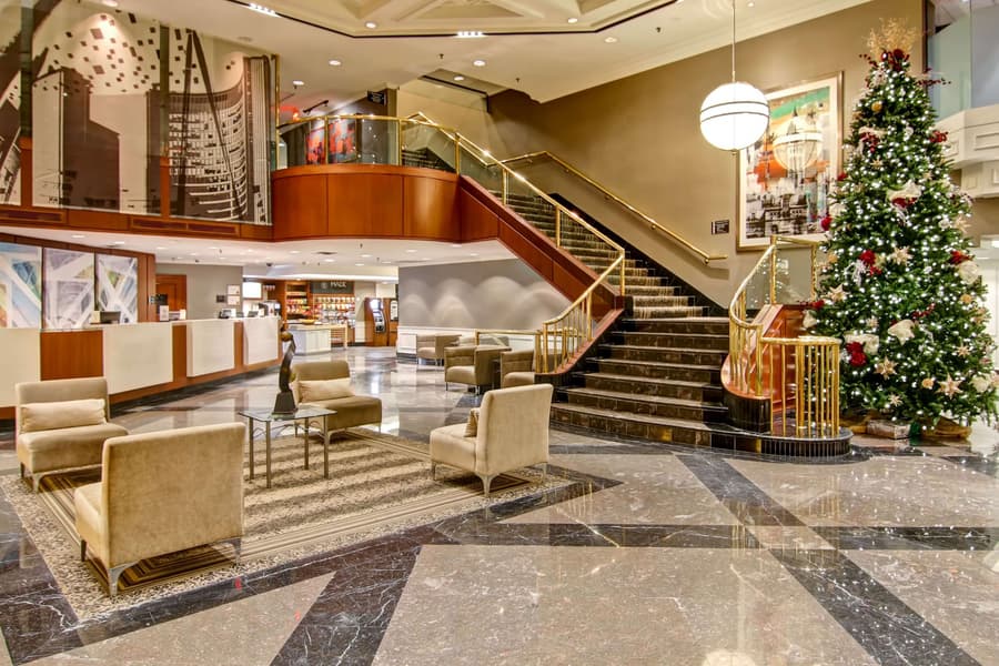 DoubleTree by Hilton Hotel Toronto Downtown