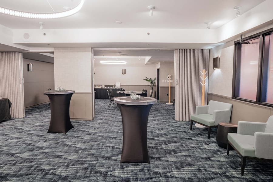 Sandman Signature Vancouver Downtown Hotel