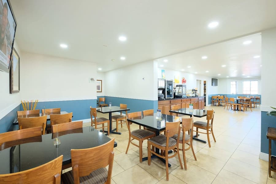 Quality Inn Holbrook near Petrified Forest
