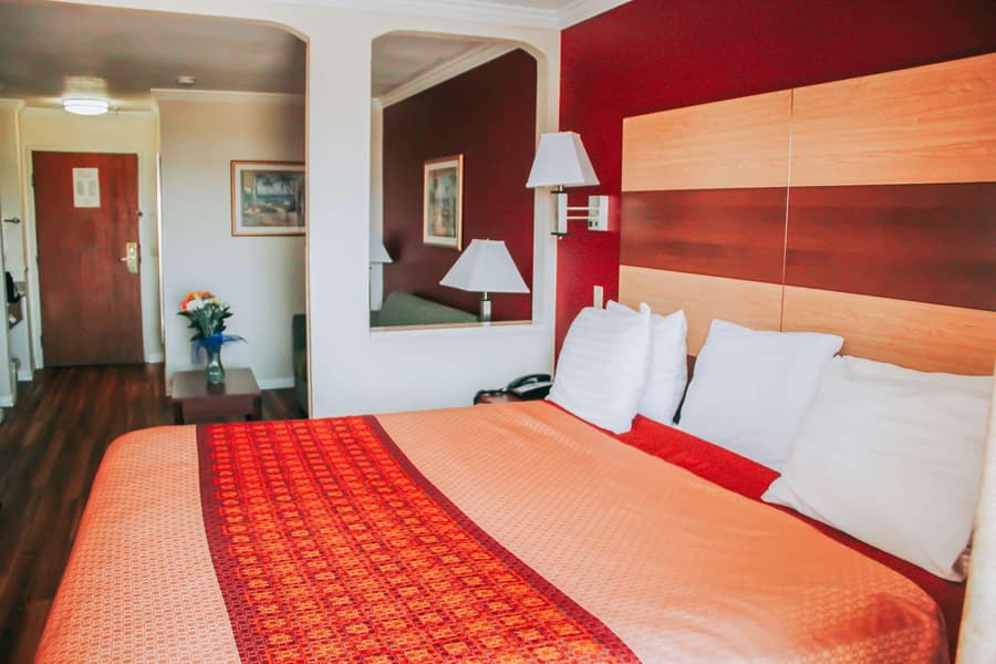 Rodeway Inn & Suites Lake Havasu City