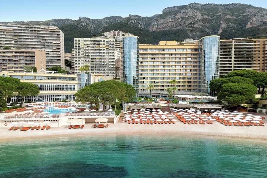 Le Meridien Beach Plaza