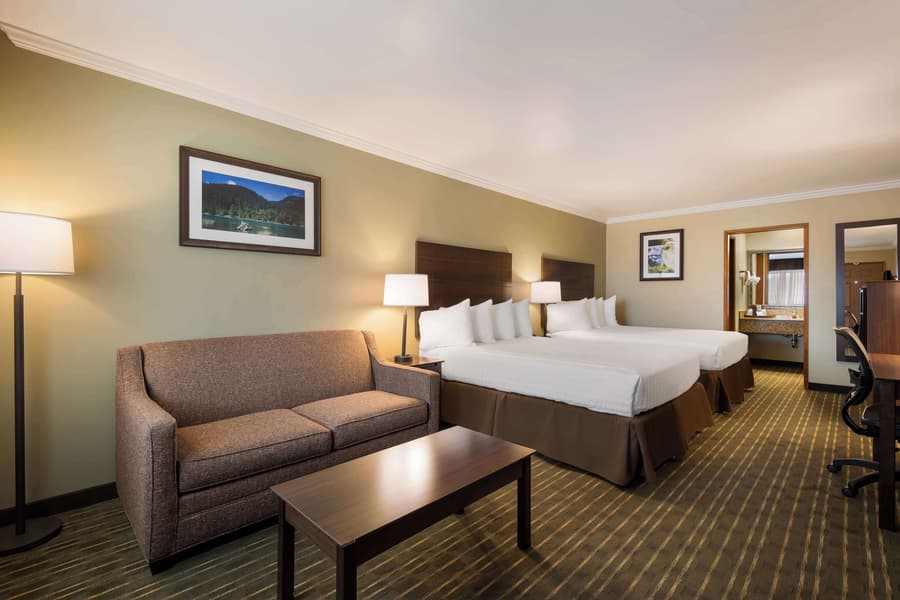 Best Western Holiday Hotel