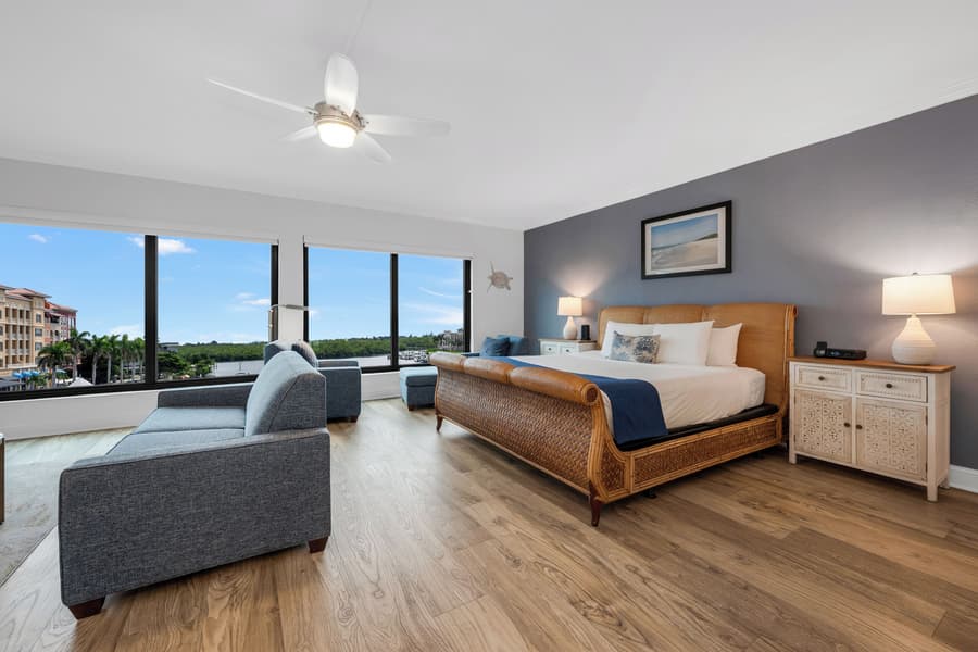 Bayfront Inn Fifth Avenue