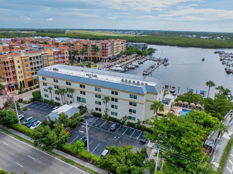 Bayfront Inn Fifth Avenue