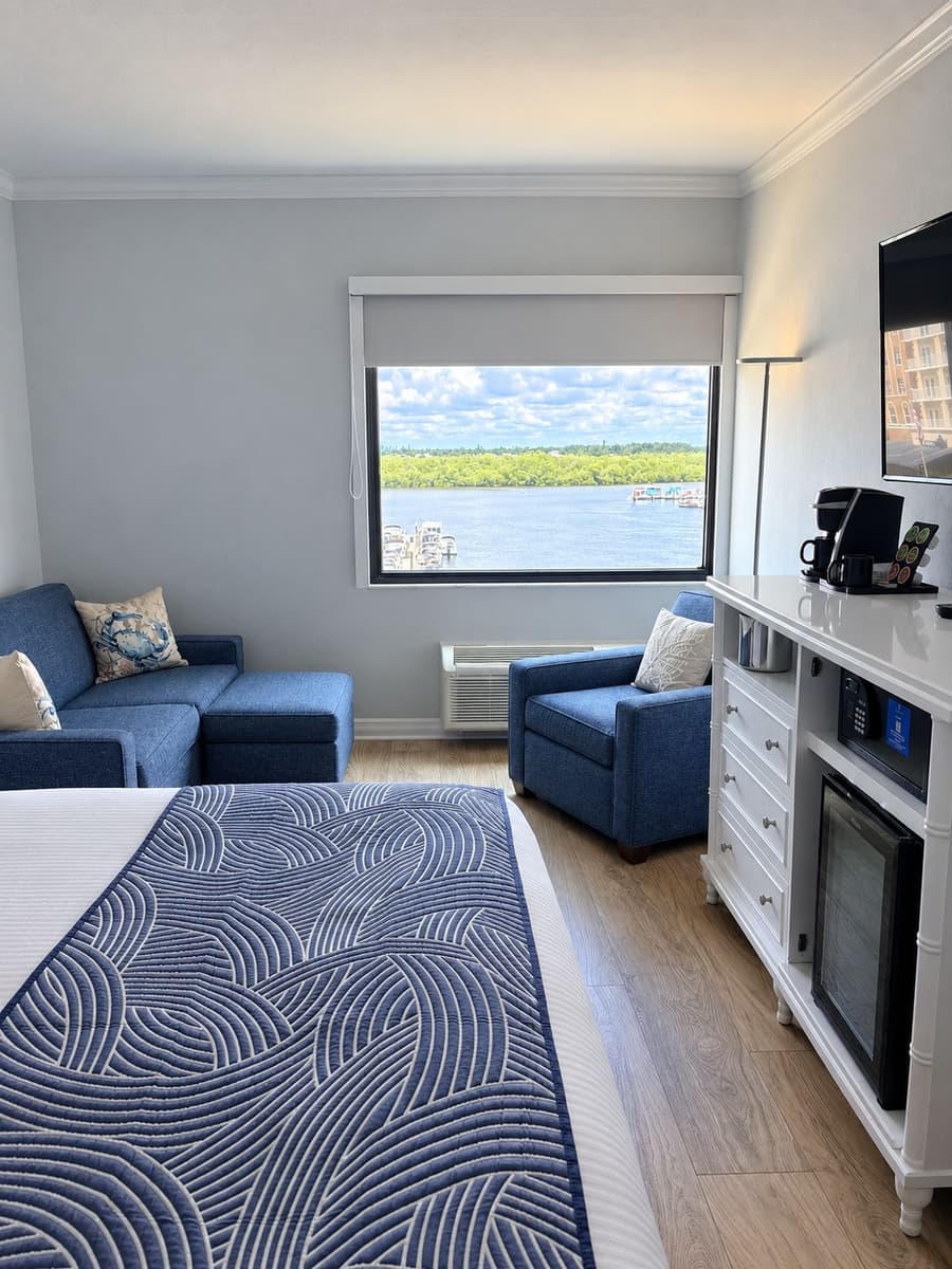 Bayfront Inn Fifth Avenue
