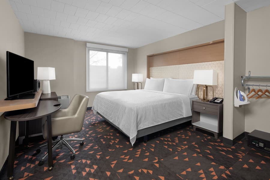 Holiday Inn Hasbrouck Heights-Meadowlands by IHG