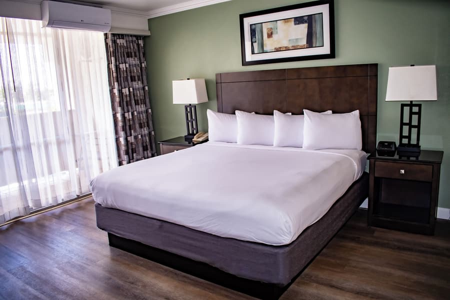 Travelodge by Wyndham Monterey Bay