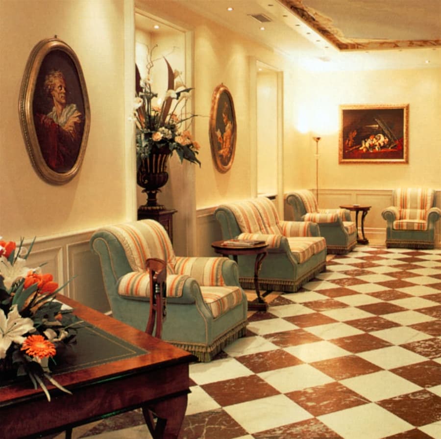 Andreola Central Hotel