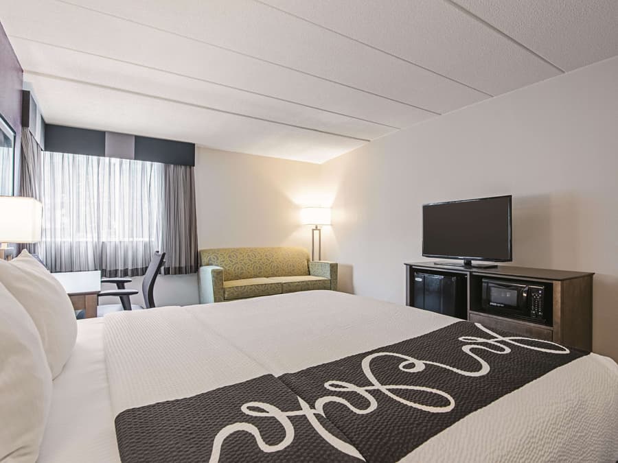 La Quinta Inn & Suites by Wyndham Portland DT/Maine Med