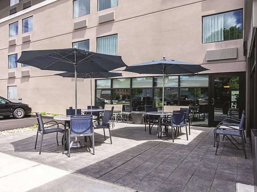 La Quinta Inn & Suites by Wyndham Portland DT/Maine Med