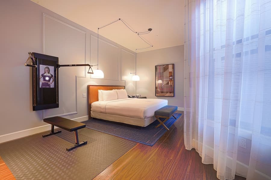 Axiom Hotel