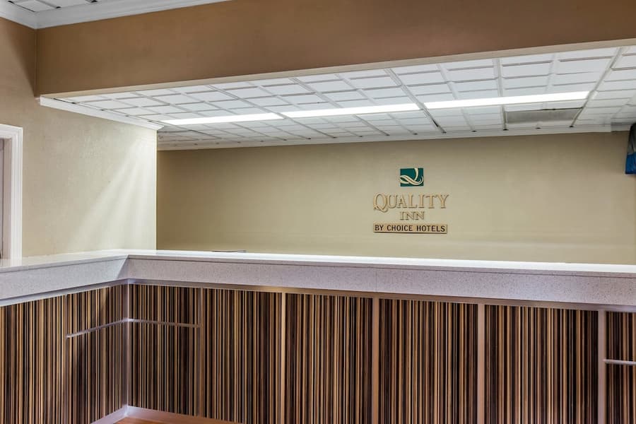 Quality Inn Savannah Midtown