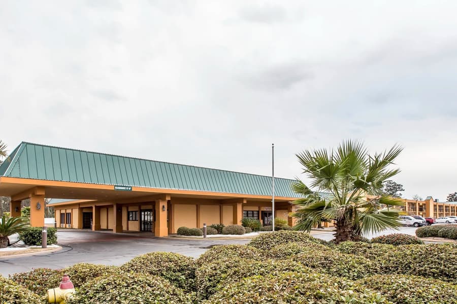 Quality Inn Savannah Midtown