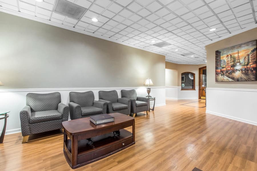 Quality Inn Savannah Midtown