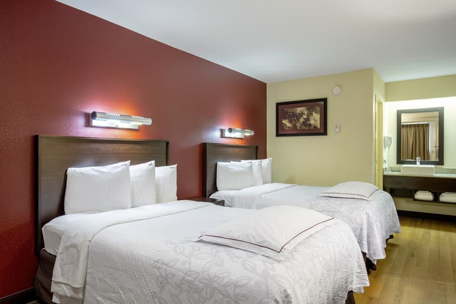 Red Roof Inn PLUS+ St Louis - Forest Park/ Hampton Ave 