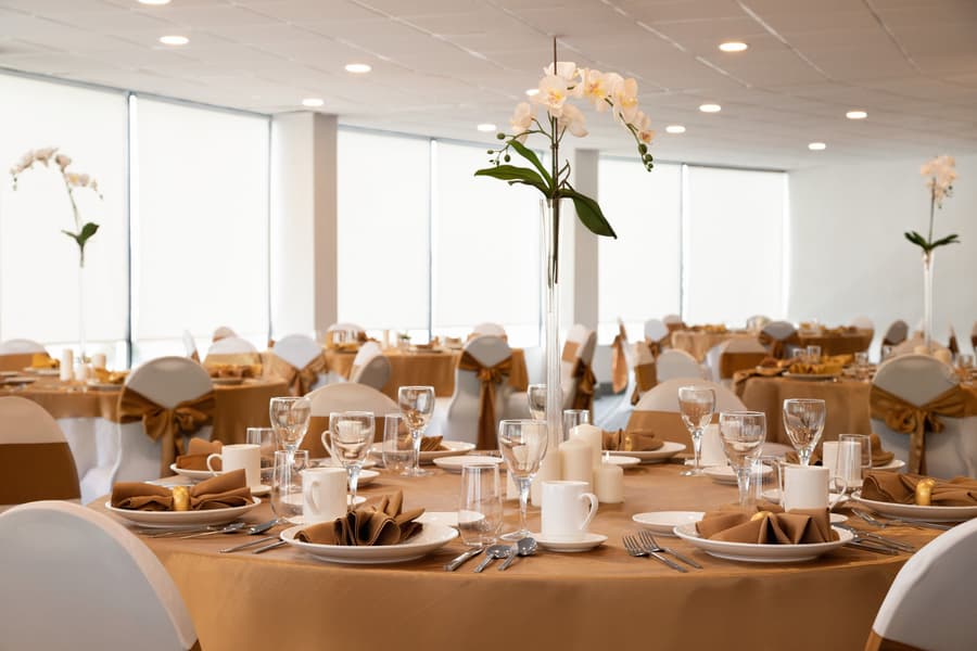 Holiday Inn Philadelphia Arpt-Stadium Area by IHG