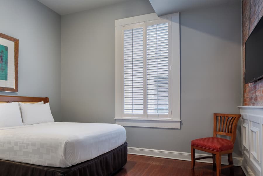 New Orleans Courtyard Hotel and Suites by the French Quarter