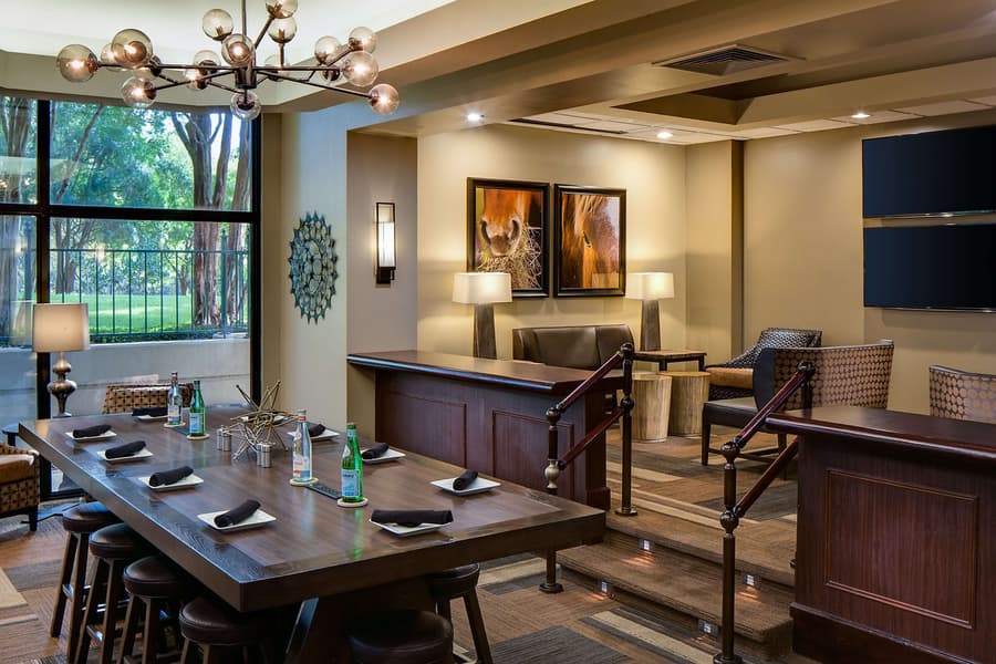 Embassy Suites by Hilton Dallas Love Field