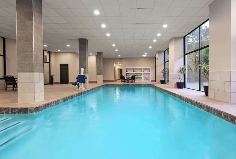Embassy Suites by Hilton Dallas Love Field