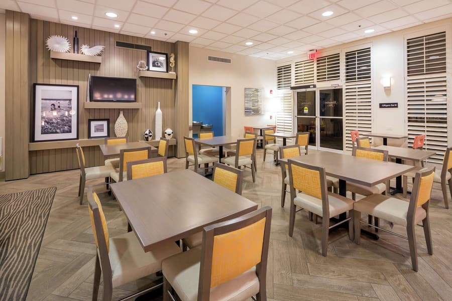 Hampton Inn Pensacola Beach