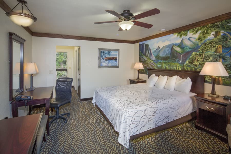 Best Western Plus Yosemite Gateway Inn