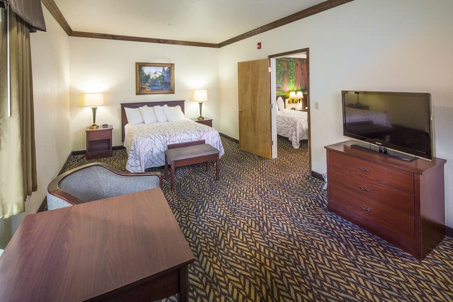 Best Western Plus Yosemite Gateway Inn