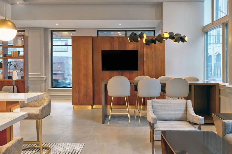 Le Meridien St. Louis Downtown