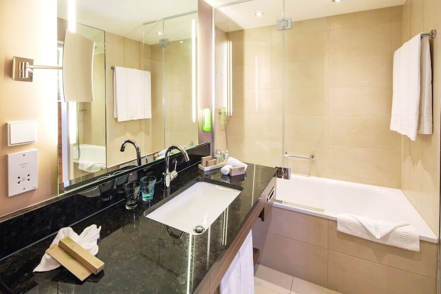 Mövenpick Hotel Geneva