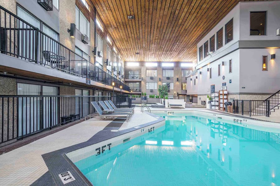 Sandman Hotel & Suites Kelowna