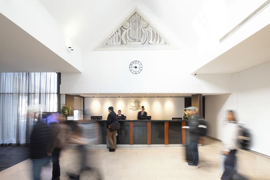 Holiday Inn Sydney Potts Point by IHG