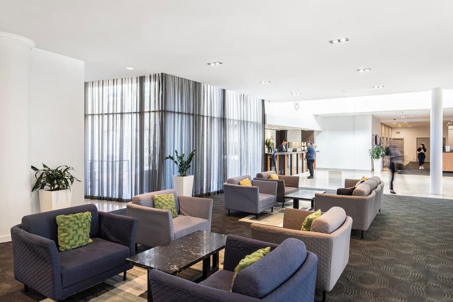 Holiday Inn Sydney Potts Point by IHG